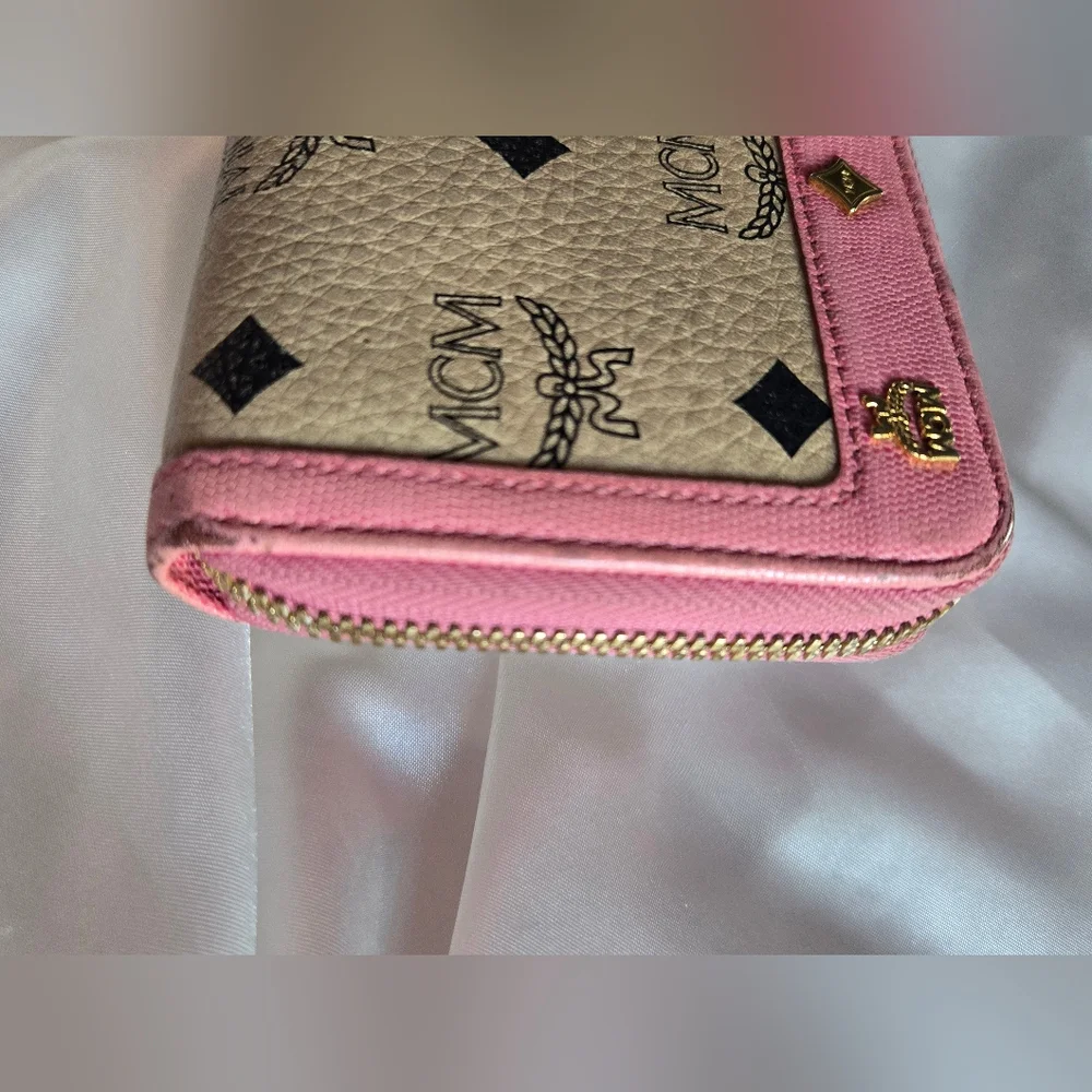 MCM Visetos Pink and Tan Zippy Wallet - Picture 5 of 14